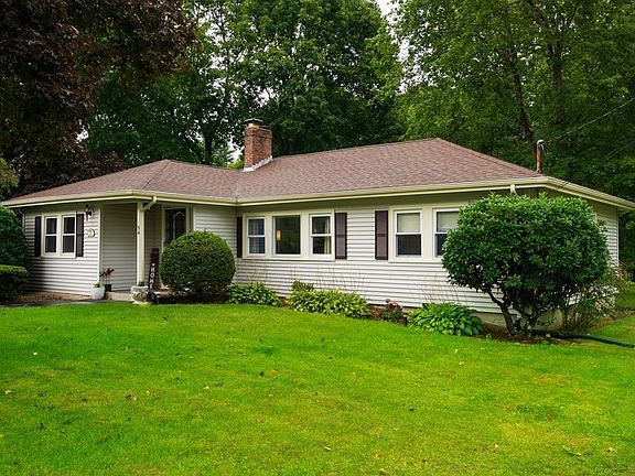 2nd image of 54 Ashley Dr