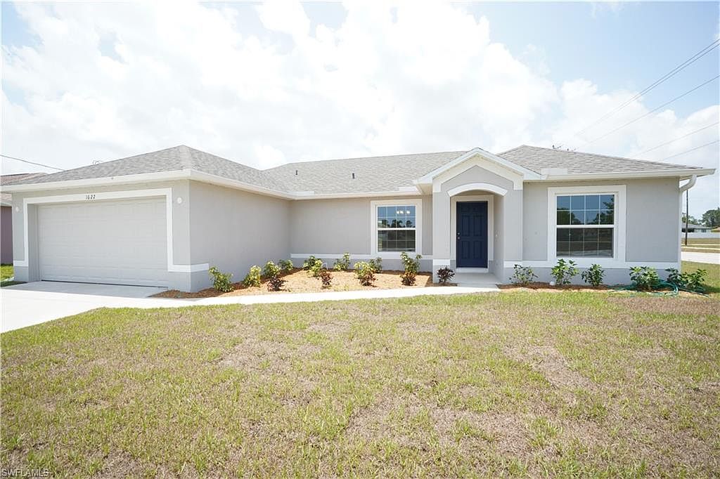 1142 Gleason Pkwy Cape Coral Fl 33914 Zillow