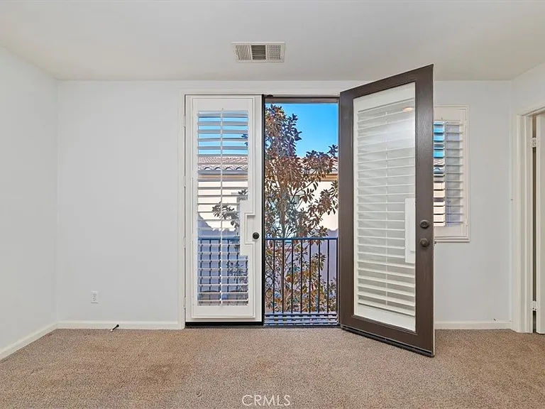 4433 Owens St — Photo 24