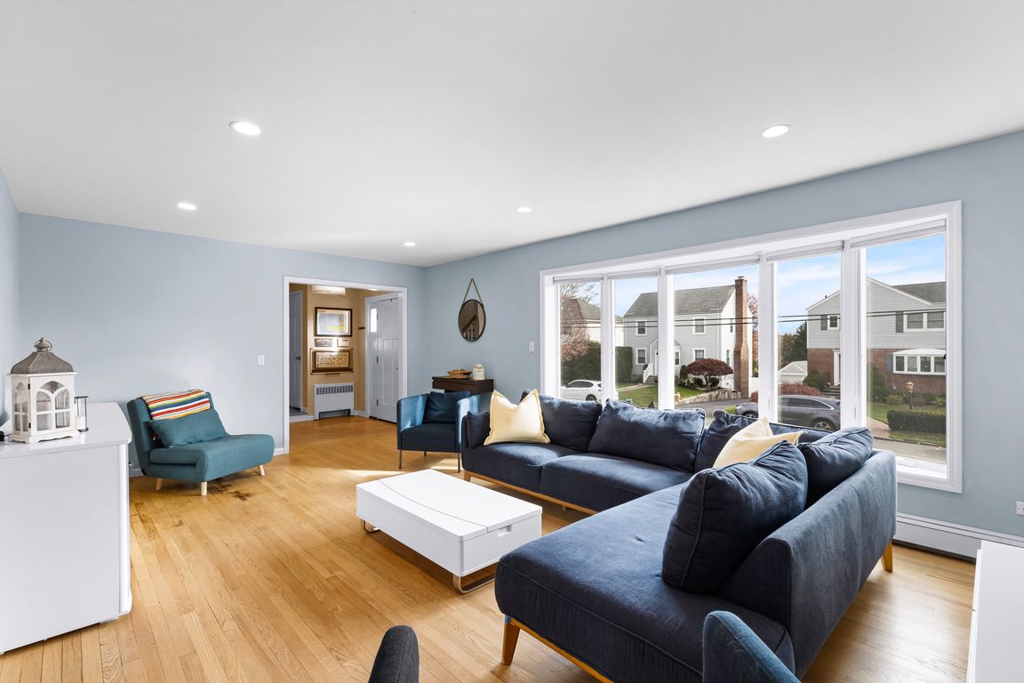 next background image