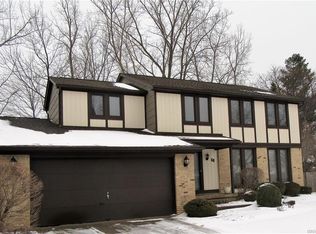 68 Woodshire N, Getzville, NY