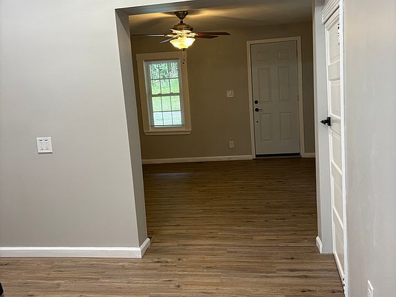 4th image of 578 Millers Run Rd #A