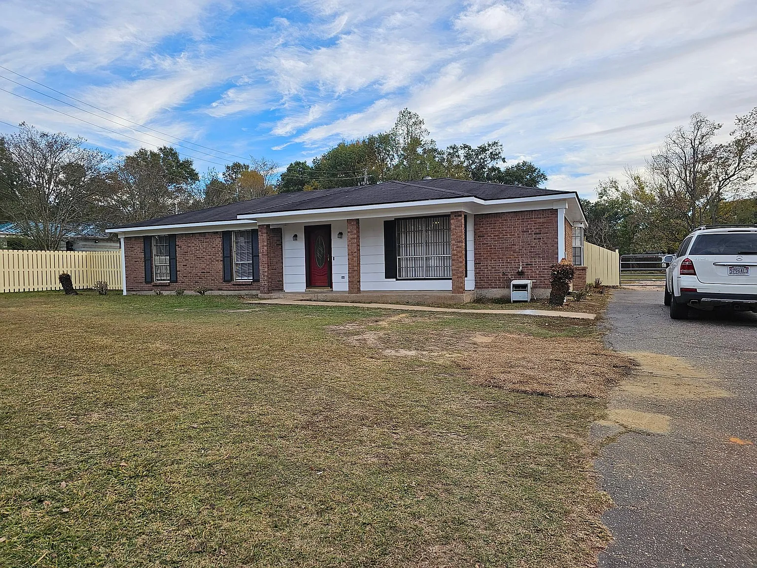 3 bed, 1500 sqft, $1,785 — Photo 1