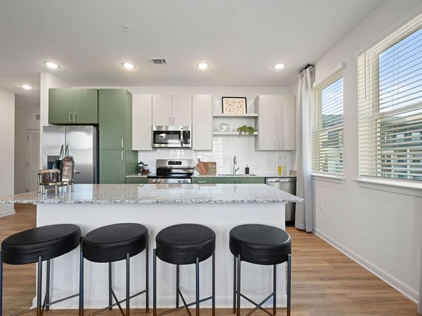 211 Hammond Center Dr #2-315