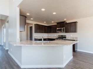 1246 E Yaquina Bay Dr, Nampa, ID 83686