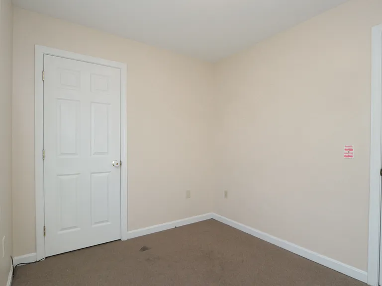 51-53 Winthrop St #R — Photo 33