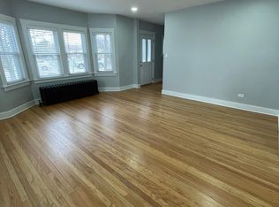 8327 Niles Center Rd, Skokie, IL 60077