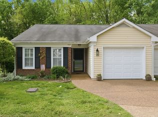 905 Glenmary Ct, Nashville, TN 37205
