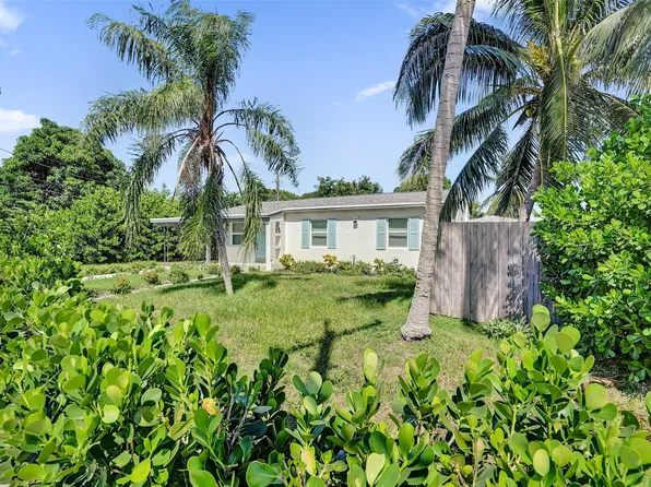 1222 S 14th Court, Lake Worth Beach, FL 33460
