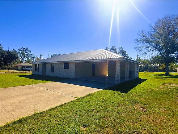 2nd image of 2260 Azalie Dr