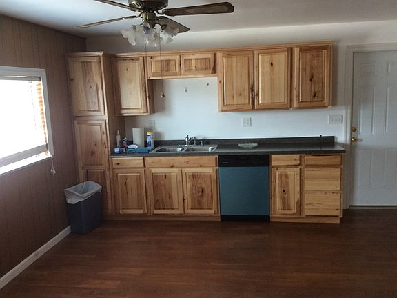 2nd image of 238 Valley Dr