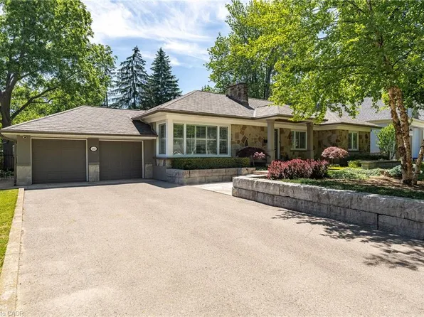 262 Oakwood Cres, Oakville, ON L6K 3M8