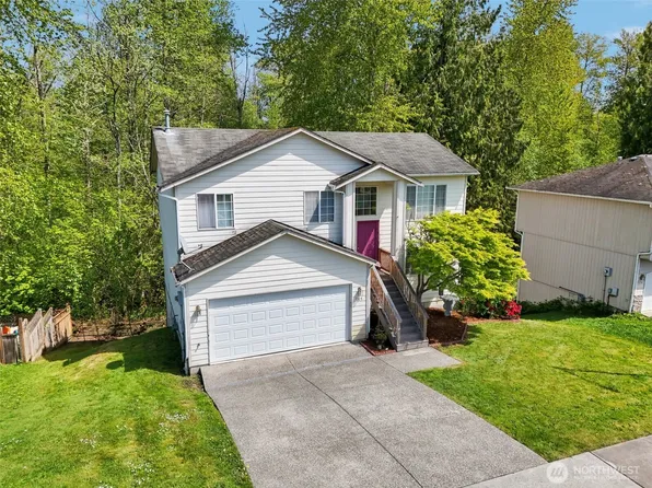3203 Lake Drive, Lake Stevens, WA 98258