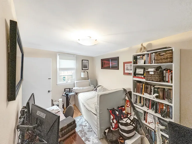 69 Spring Park Ave #1 — Photo 20