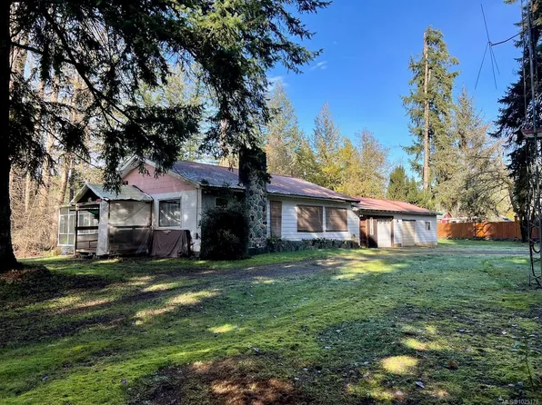 13270 Cedar Rd, Cowichan Valley, BC V9G 1H8