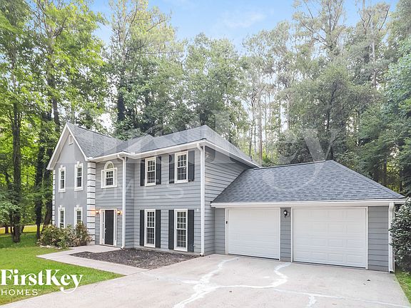 2nd image of 3585 Chastain Ct