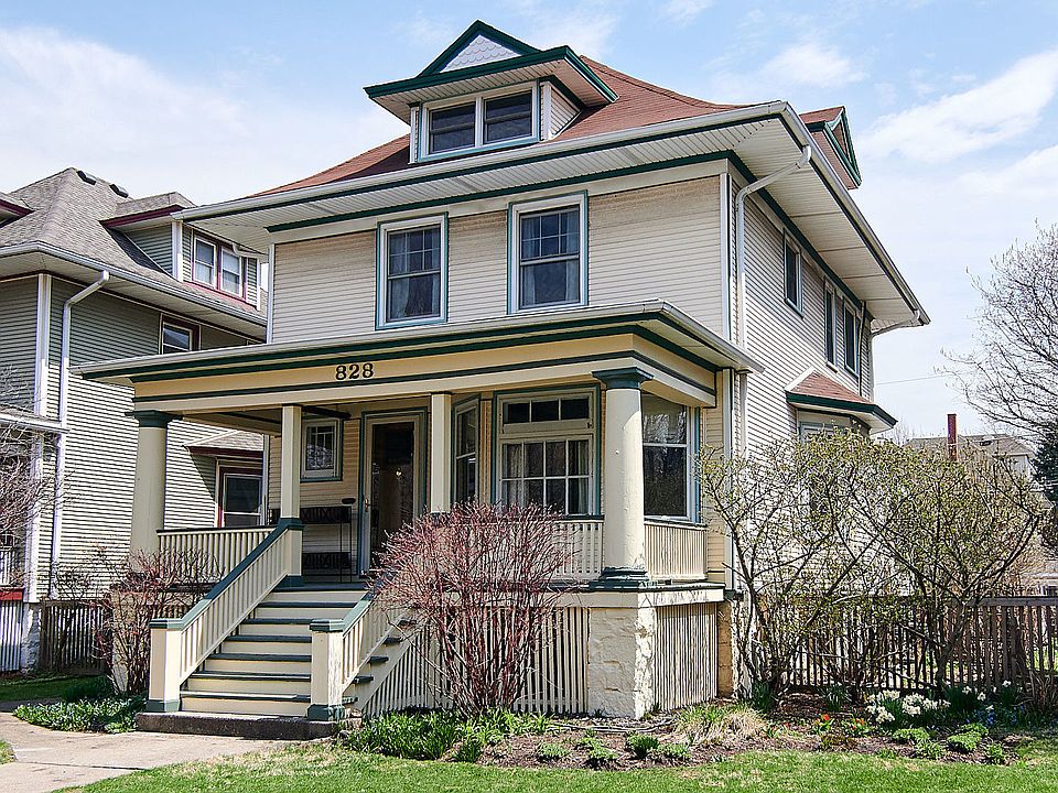 1st image of 828 S Elmwood Ave