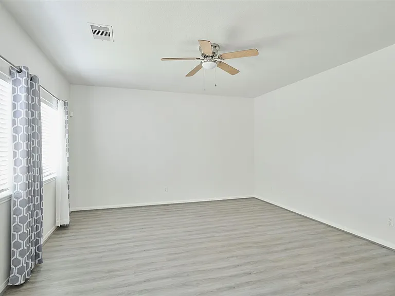 21718 Grassy Hill Ln — Photo 29