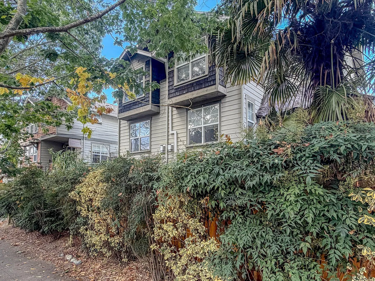 3 bed/3.5 bath Townhome Located Blocks from Downtown Ballard, $3,500/mo. — Photo 2