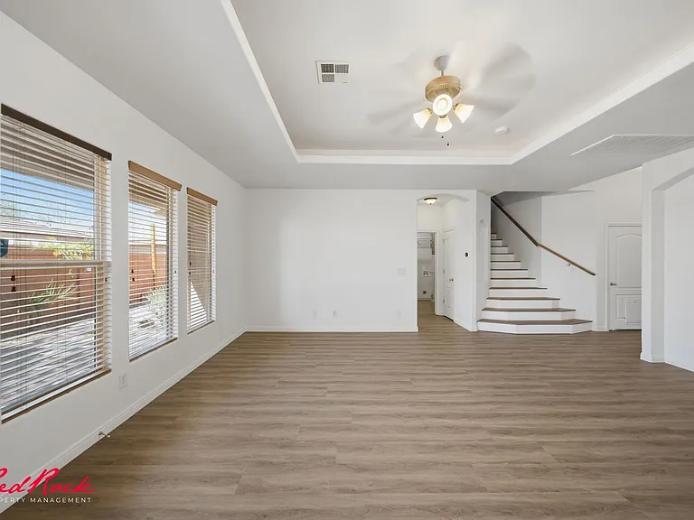 3304 W Palomar — Photo 14