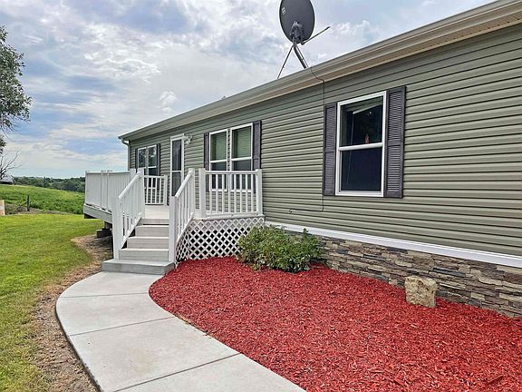 3rd image of 80372 Road 445