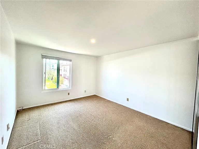 25837 Oak St #115 — Photo 13