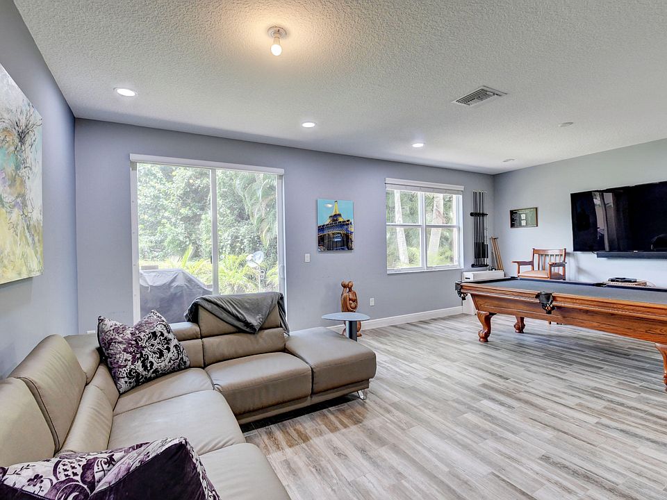 Home For Sale In Drexel Park