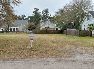 127 Formosa Dr, Wilmington, NC 28403