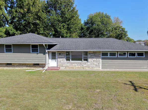 1017 S Giant City Rd, Carbondale, IL 62902