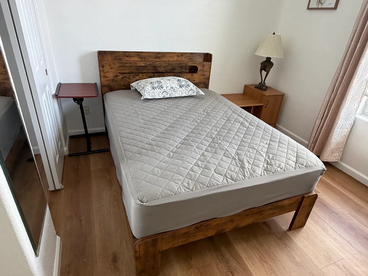 4 bed, 2295 sqft, $700 — Photo 3