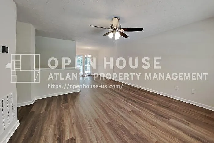 6460 River Hill Dr — Photo 4
