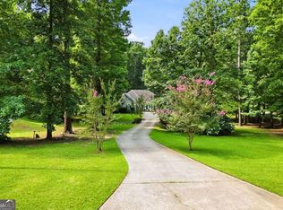 142 Laurel Creek Ct, Carrollton, GA 30117