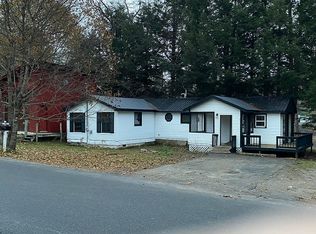 90 Library Ave, Warrensburg, NY 12885