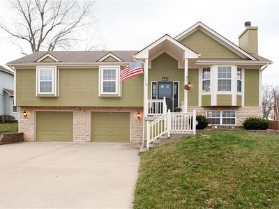 601 Forrest View Ct, Raymore, MO, 64083