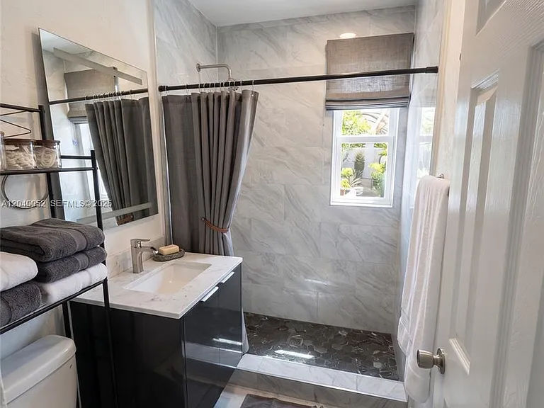 2847 Polk St #0 — Photo 11