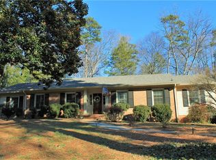 3615 Dewsbury Rd, Winston Salem, NC 27104