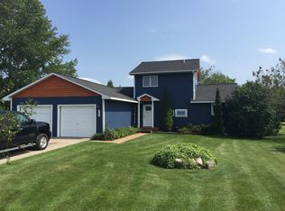 282 Sky View Dr, Petoskey, MI 49770