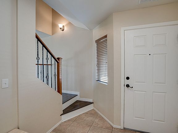 5th image of 653 W Calle Tolmo