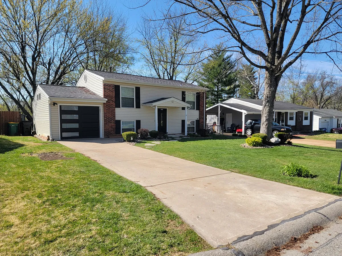 Building Photo - 12 Wilbert Dr