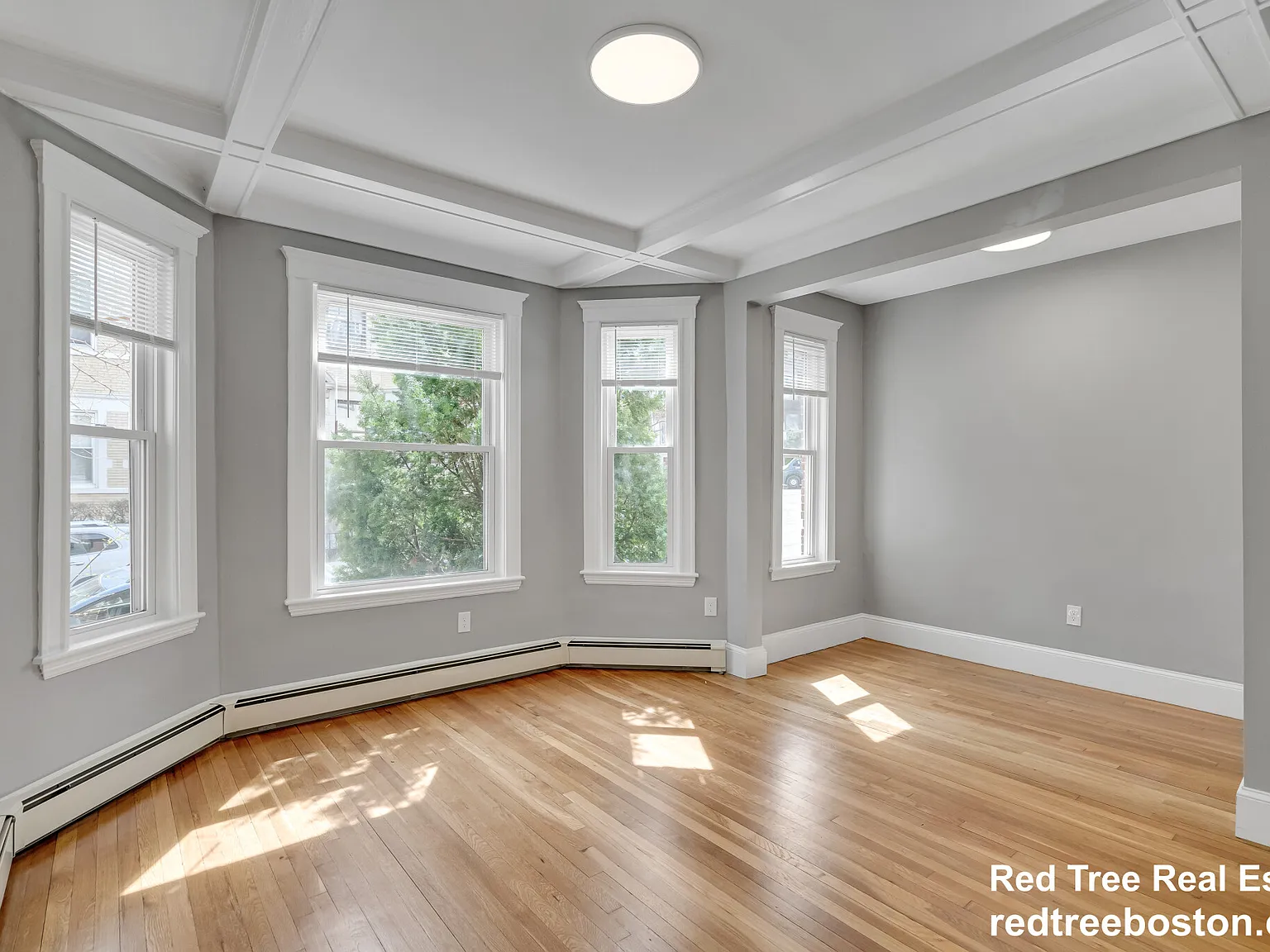3 bed, 1250 sqft, $4,800 — Photo 1