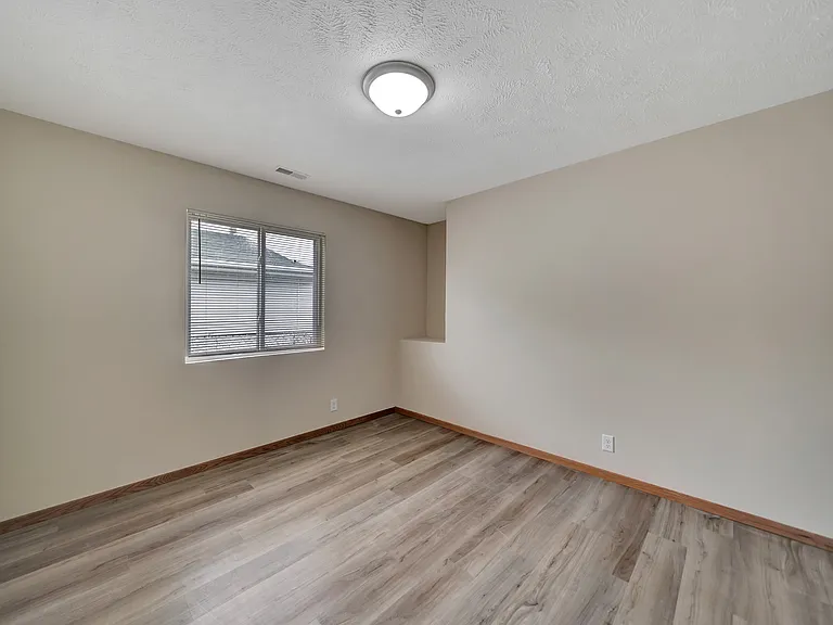 621 N 28th St #2 — Photo 18