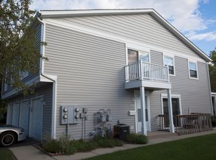 1311 Fall Ct #71D, Wheeling, IL 60090