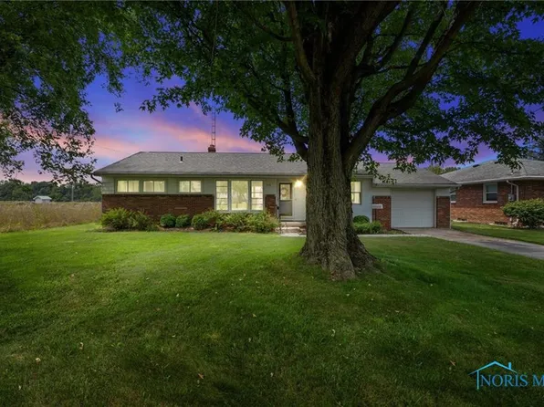 328 Bierley Ave, Pemberville, OH 43450
