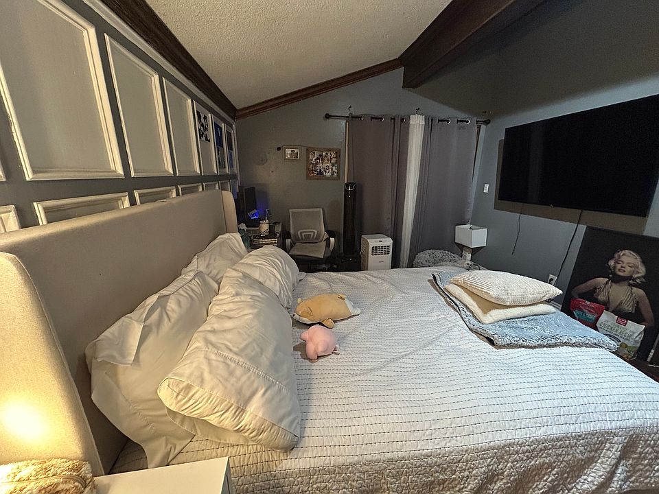 1st image of 251 Casuda Canyon Dr APT E