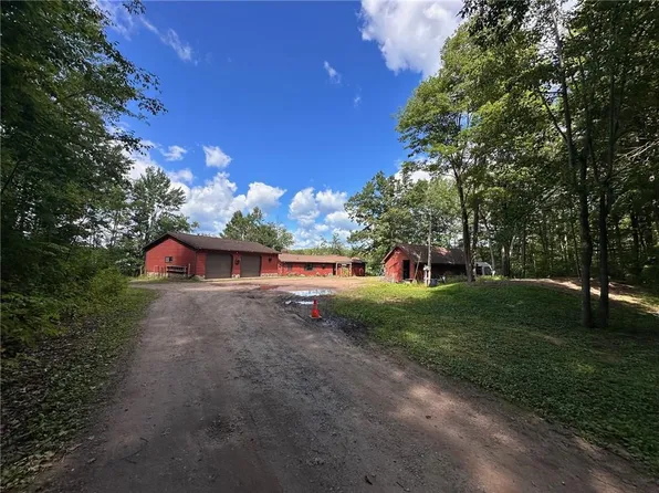 N 8982 Lakeshore Drive, Hayward, WI 54843