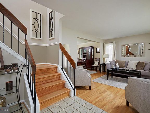2nd image of 14608 Pebble Hill Ln