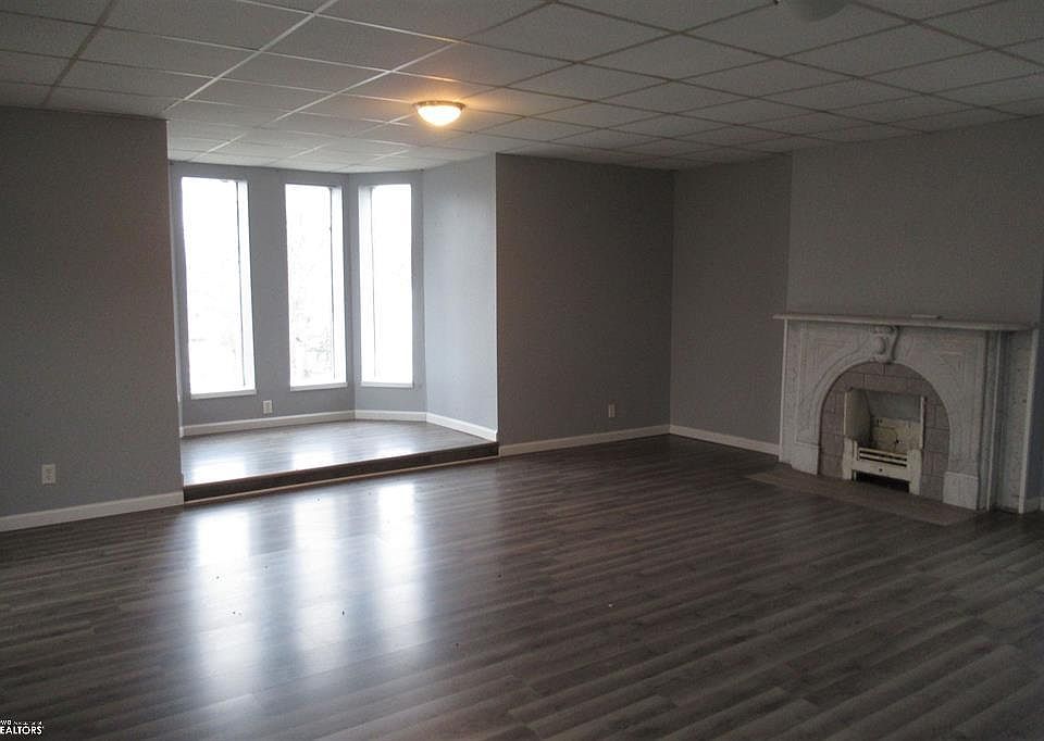 630 Grand Ave Keokuk IA Zillow