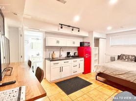 141 Charlton Blvd