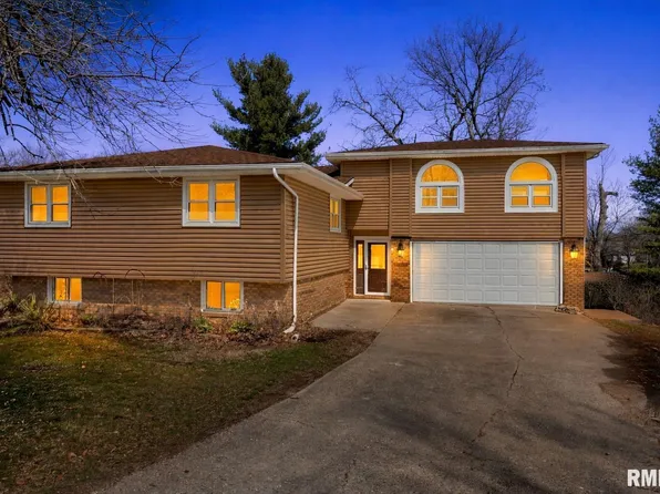 4304 S Arn Ct, Mapleton, IL 61547