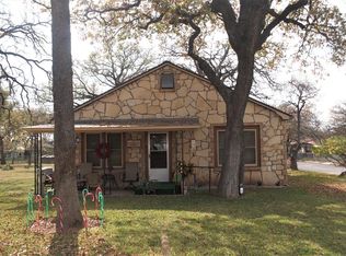 419 E College St, Fredericksburg, TX 78624